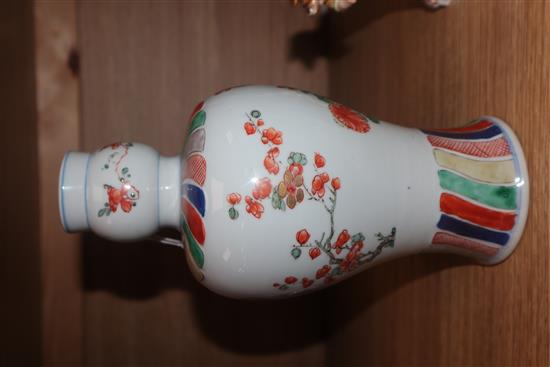 A Chinese Kangxi period wucai vase height 24cm